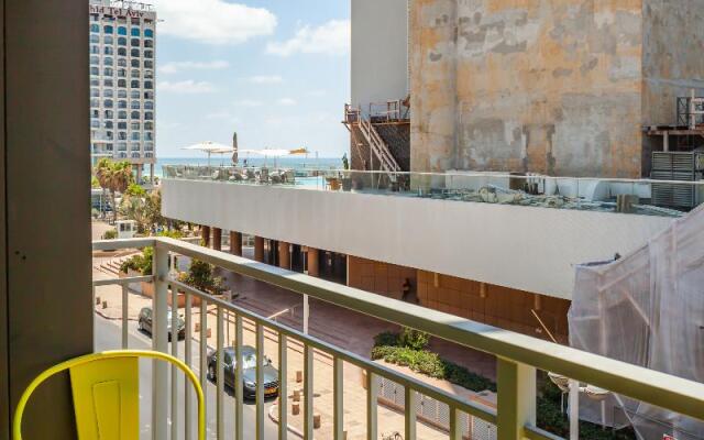 Dream Beach TLV Boutique Hotel
