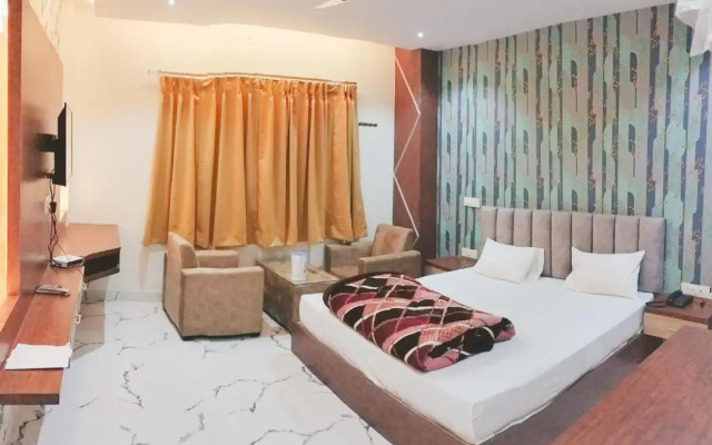 Rbs Hotel & Restaurant