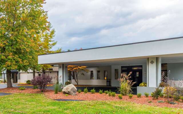 Clarion Inn Belle Vernon