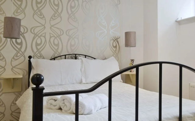 Crieff Armoury Luxury Self Catering Apartment