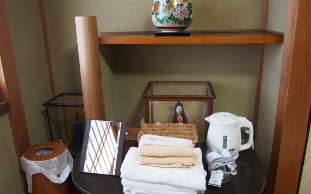 Maika - renting a whole house 1日1組限定の一棟貸しの宿 – Guest Rooms – Kyoto