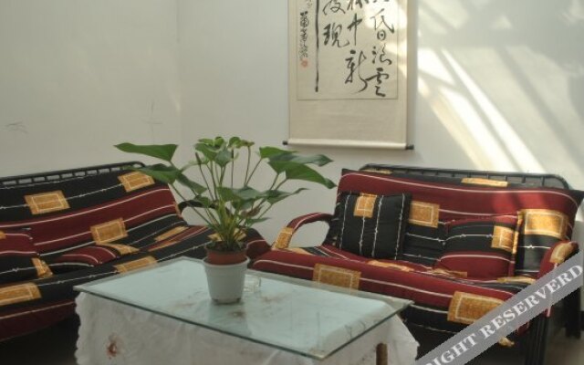 Yunlai Inn