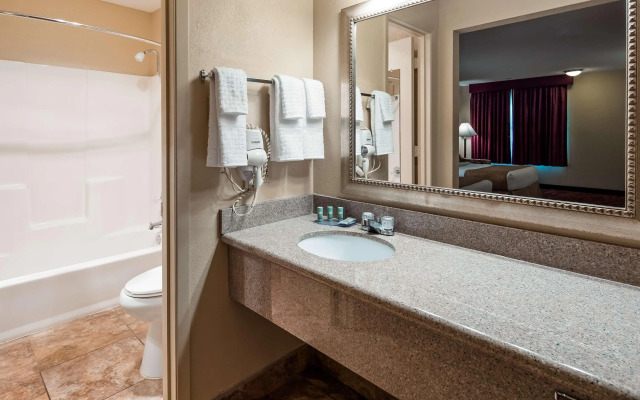 Best Western Pine Springs Inn