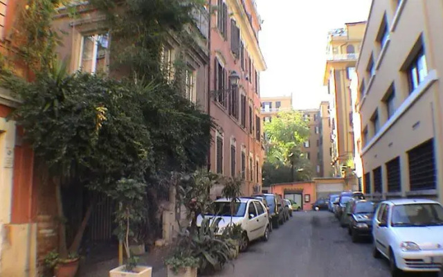 Rome Accommodation Porta Portese Apartment