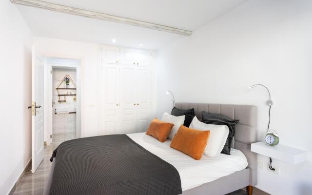 Home2Book Palm Beach & Relax