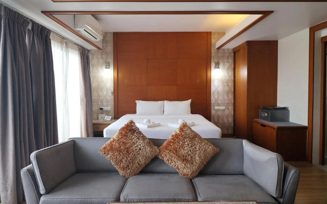 Nonthaburi Palace Hotel