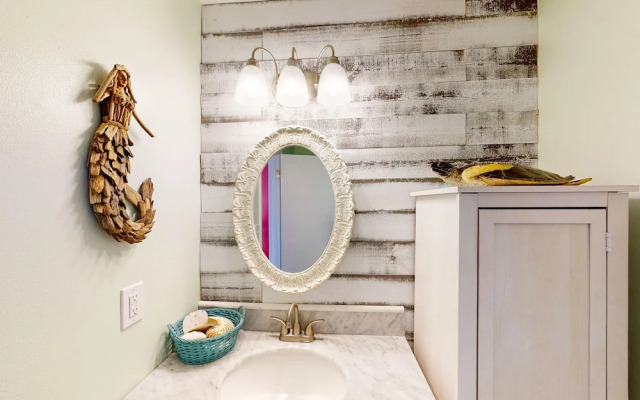 Summer House West Condos