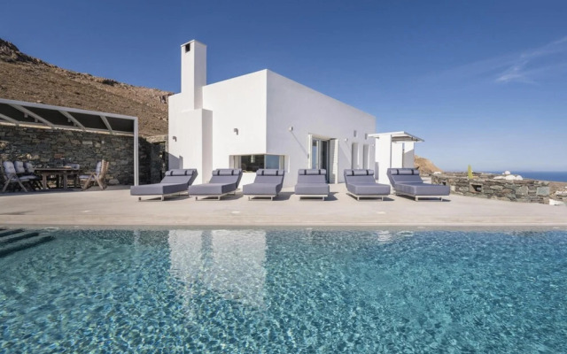 Villa Nites in Syros
