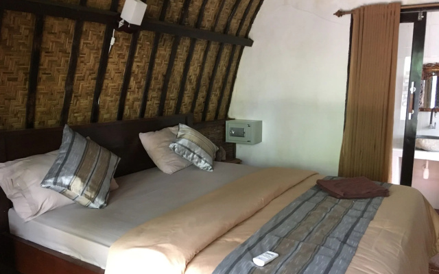 Warna Beach Hotel - Hotel in Gili Trawangan - Photo 5