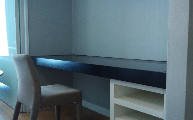 Platinum Suite by SNC