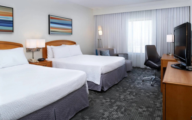 Courtyard by Marriott Kansas City Overland Park/Convention Center