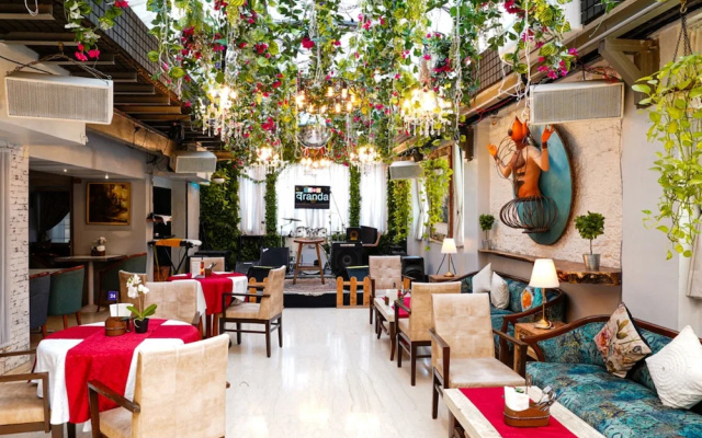 Bloom Boutique - Bandra