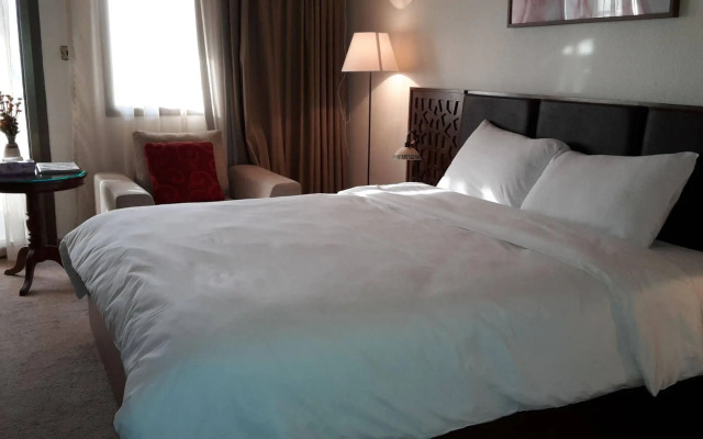New Park Hotel