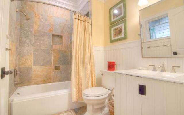 215 Glen Abbey