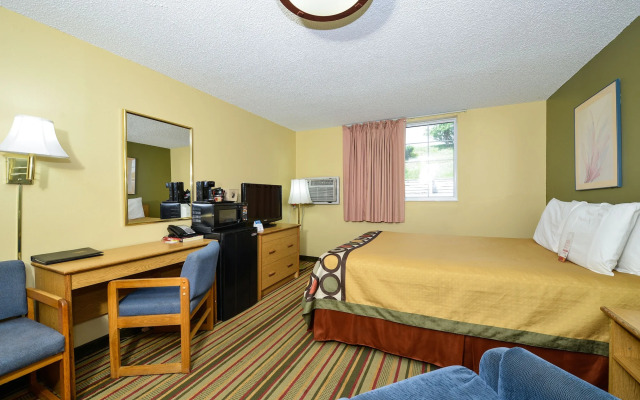 Super 8 by Wyndham Minot Airport