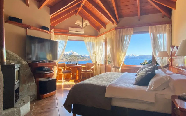 Charming Luxury Lodge & Private Spa