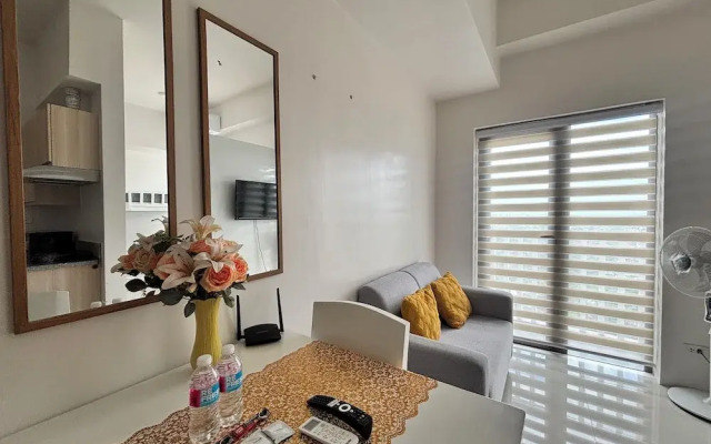 Budget Bunk Studio Comfort