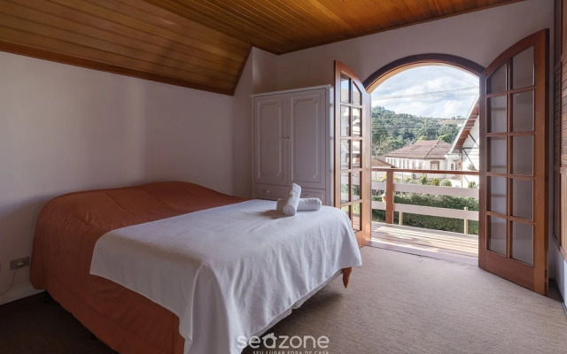 Large House W/fireplace in Campos do Jordao Ras175