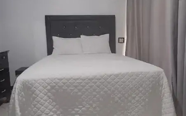 Inviting 1-bed Apartment in Ocho Rios