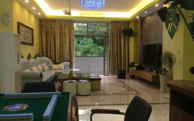 Hot Spring Vacation Villa