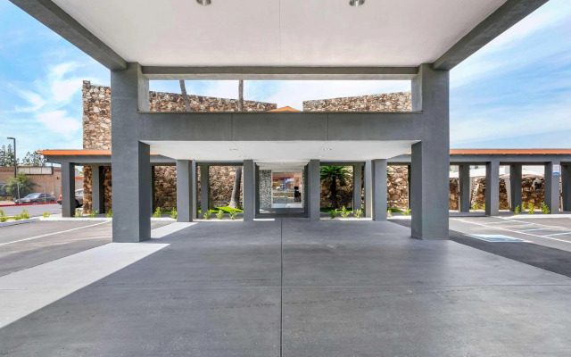 Days Inn Fresno North