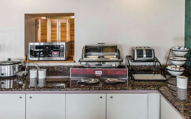 Quality Inn Waynesburg - Morrisville