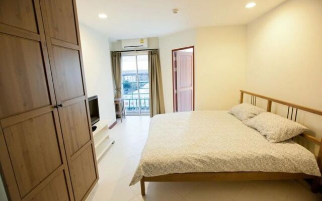 Baan Salin Suites