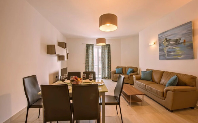 The Hillock North E10