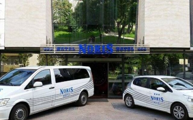 Hotel Noris