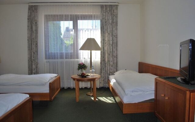 Hotel Rheingauer Tor