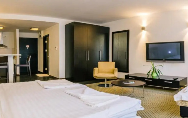 City Gardens Apartment Hotel