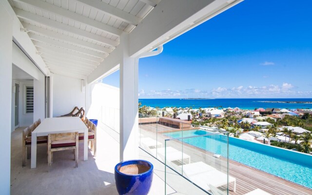 Dream Villa Orient Bay 570