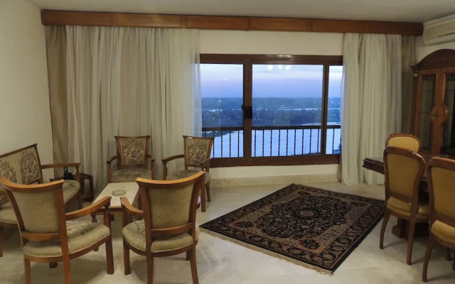 Sultan Cairo Nile Maadi