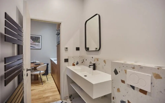 Apartment Center of Paris