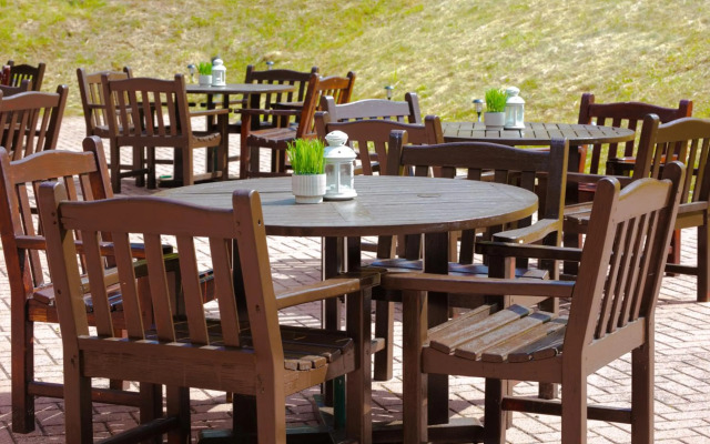 Stratford Manor Hotel