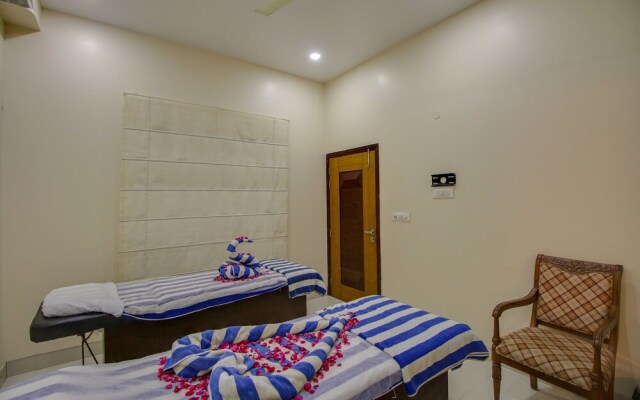 Maulik Mansion Resort