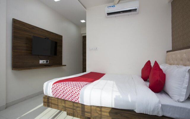 Hotel Blh By OYO Rooms