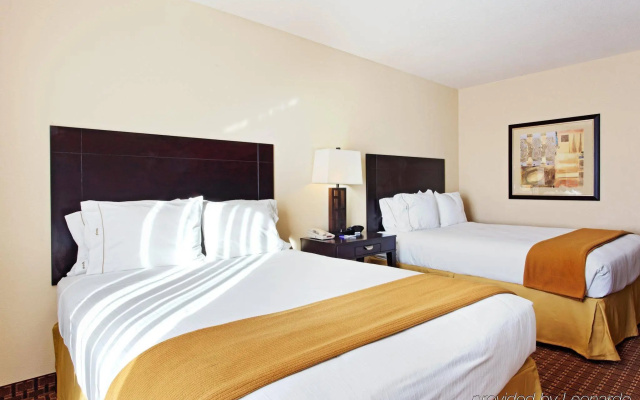 Holiday Inn Express Hotel & Suites Ozona by IHG