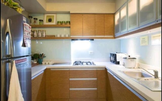 Sta.Mesa across SM Model Unit 2 BR