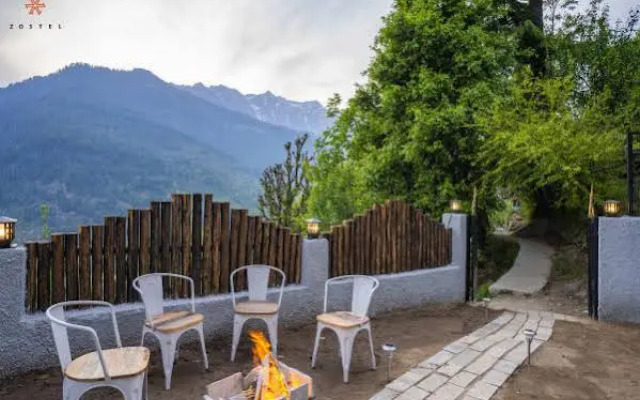 Zostel Manali (Vashisht)
