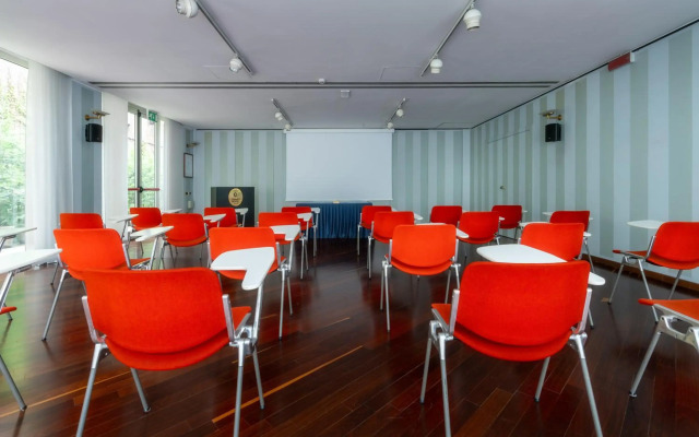 Crivi's Hotel