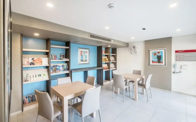 Lumpini Place Rama 4-Ratchada by Favstay
