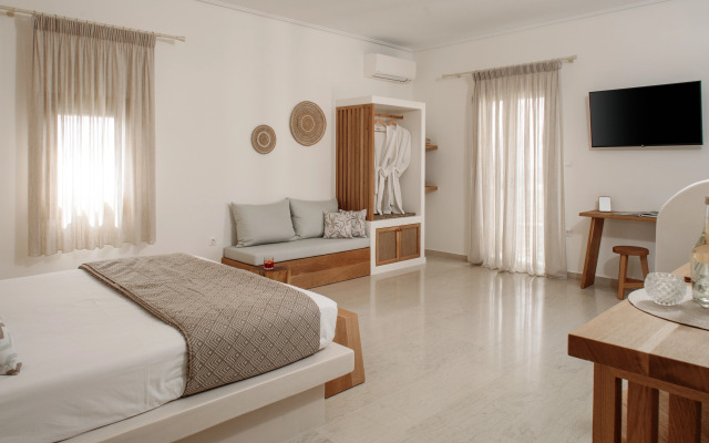 Proteas Hotel & Suites