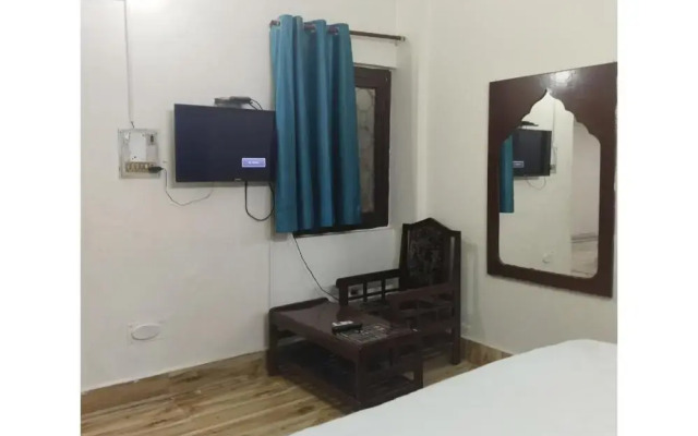 Oyo 40431 Hotel Amar Prem