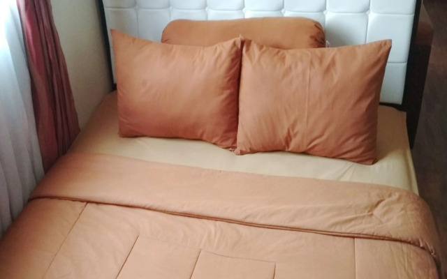 The Suites Metro Apartment by Desta Farispro