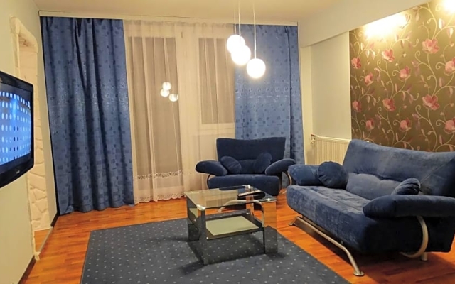 Hotel Junior