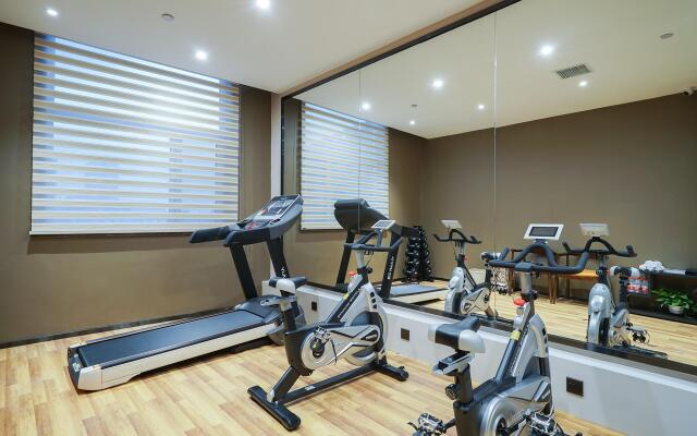 Jilin and Beijing Road Super 8 Hotel