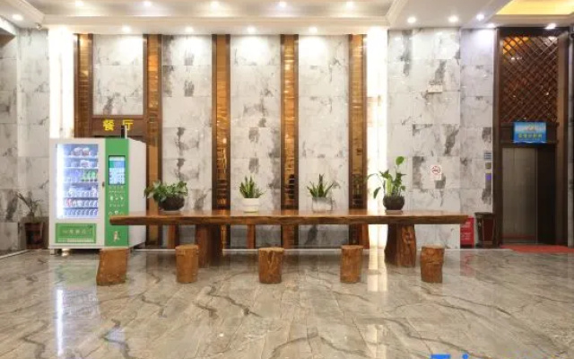 Taihe Golden Season Hotel