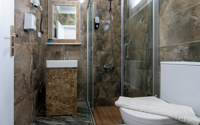 Sude Beach Resort Hotel