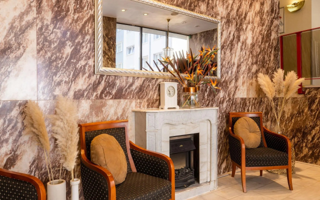Hotel Leonet